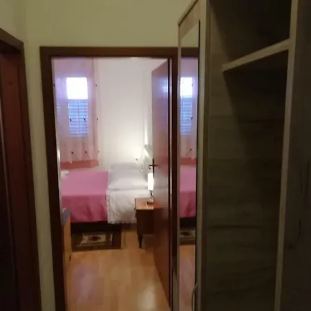 Apartman Gabric Apartamento